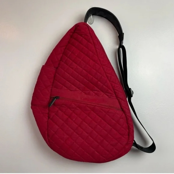 L.L. Bean Handbags - L.L. Bean red quilted Ameribag back saver Sling backpack